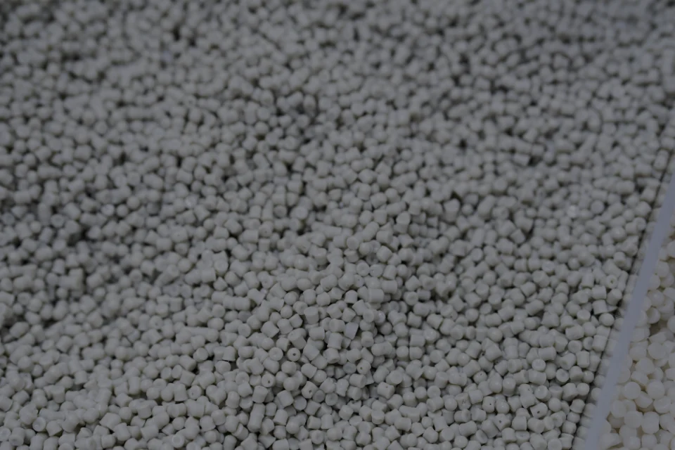 Recycling HDPE and PP Plastics
